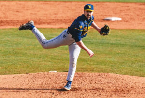 Jack Kartsonas leads No. 23 WVU to a sweep of Houston